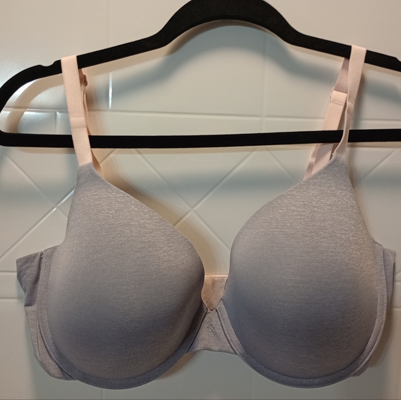 Victoria Secret Soft Purple T-Shirt Uplift Semi Demi Bra - Picture 1 of 7